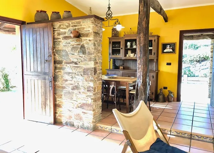 The Cliffs - Morandaina * O Vicedo