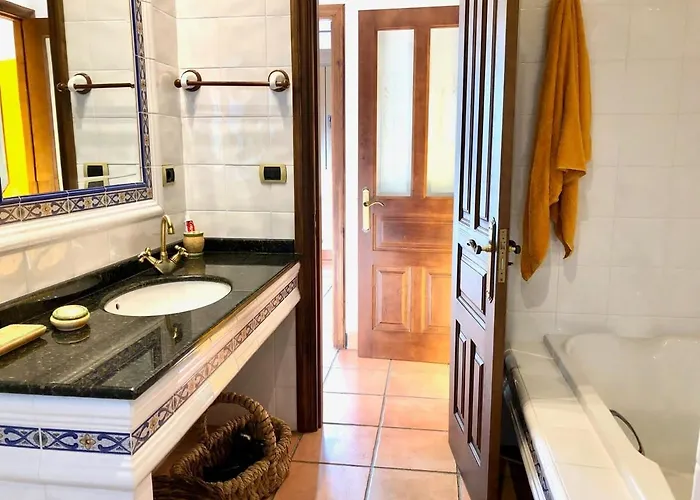 The Cliffs - Morandaina * O Vicedo